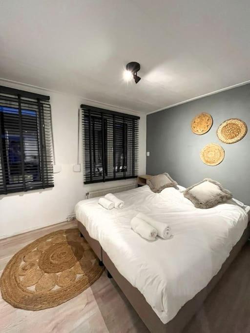 Gezellig Appartement, Gerenoveerd Eind 2022 Tilburg Dış mekan fotoğraf