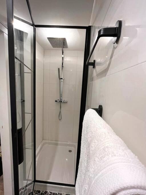 Gezellig Appartement, Gerenoveerd Eind 2022 Tilburg Dış mekan fotoğraf